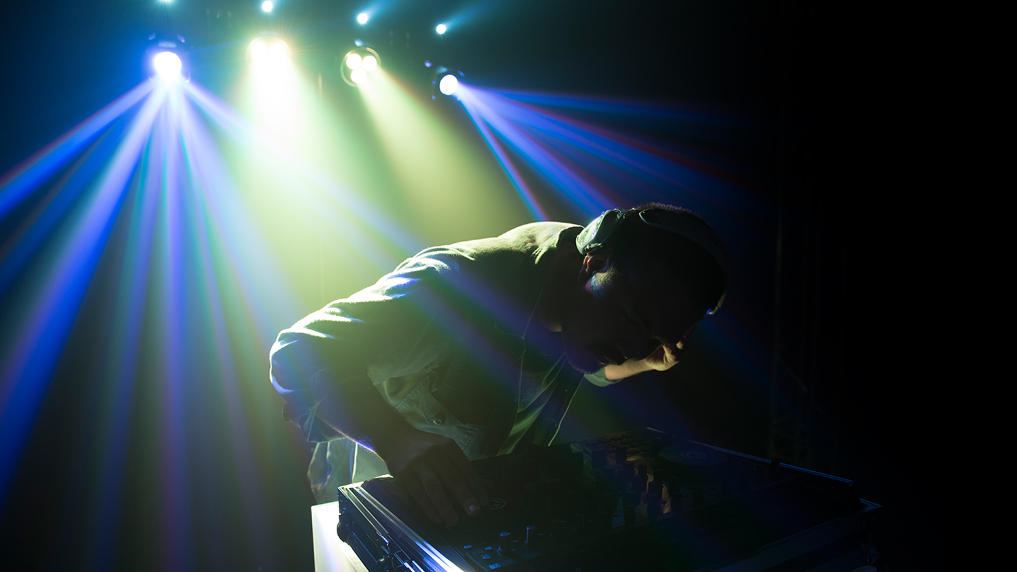 Chauvet DJ GigBAR Move Announced at Winter NAMM 2020 - The Hub